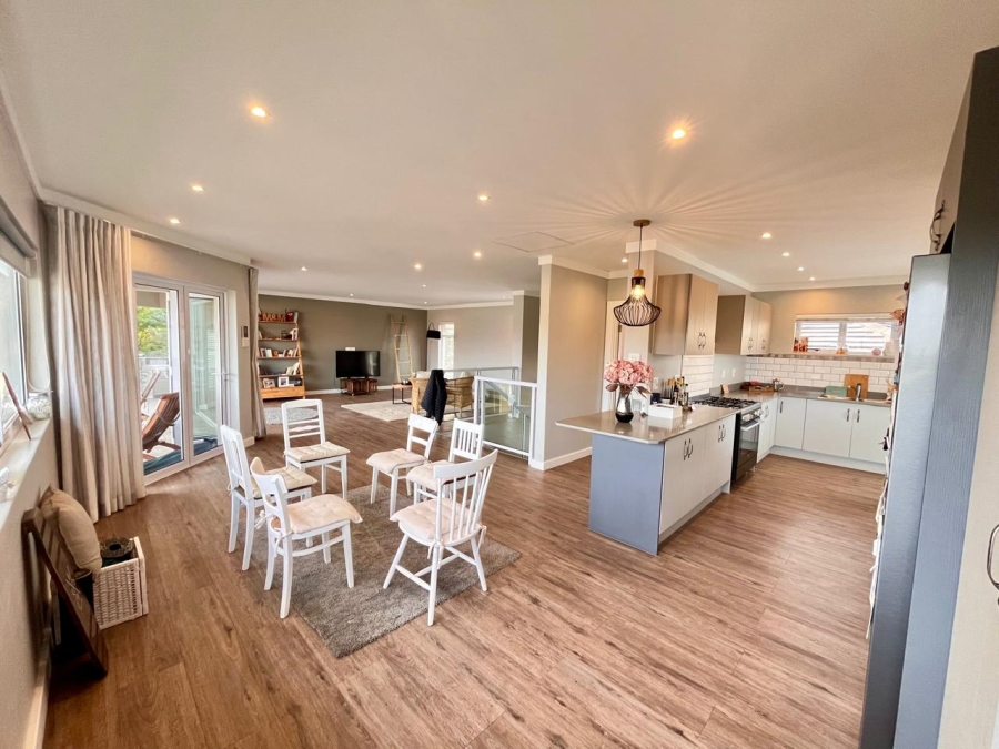 To Let 3 Bedroom Property for Rent in Nahoon Beach Eastern Cape